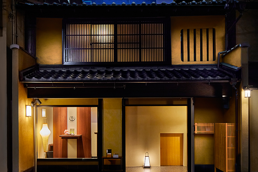 萬時 京都祇園本店