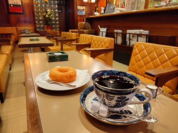 六曜社地下店