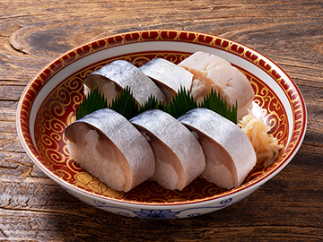 いづう本店　鯖寿司