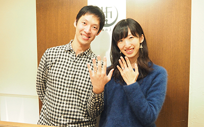 神奈川県横浜市のR様・Y様┃婚約指輪と結婚指輪